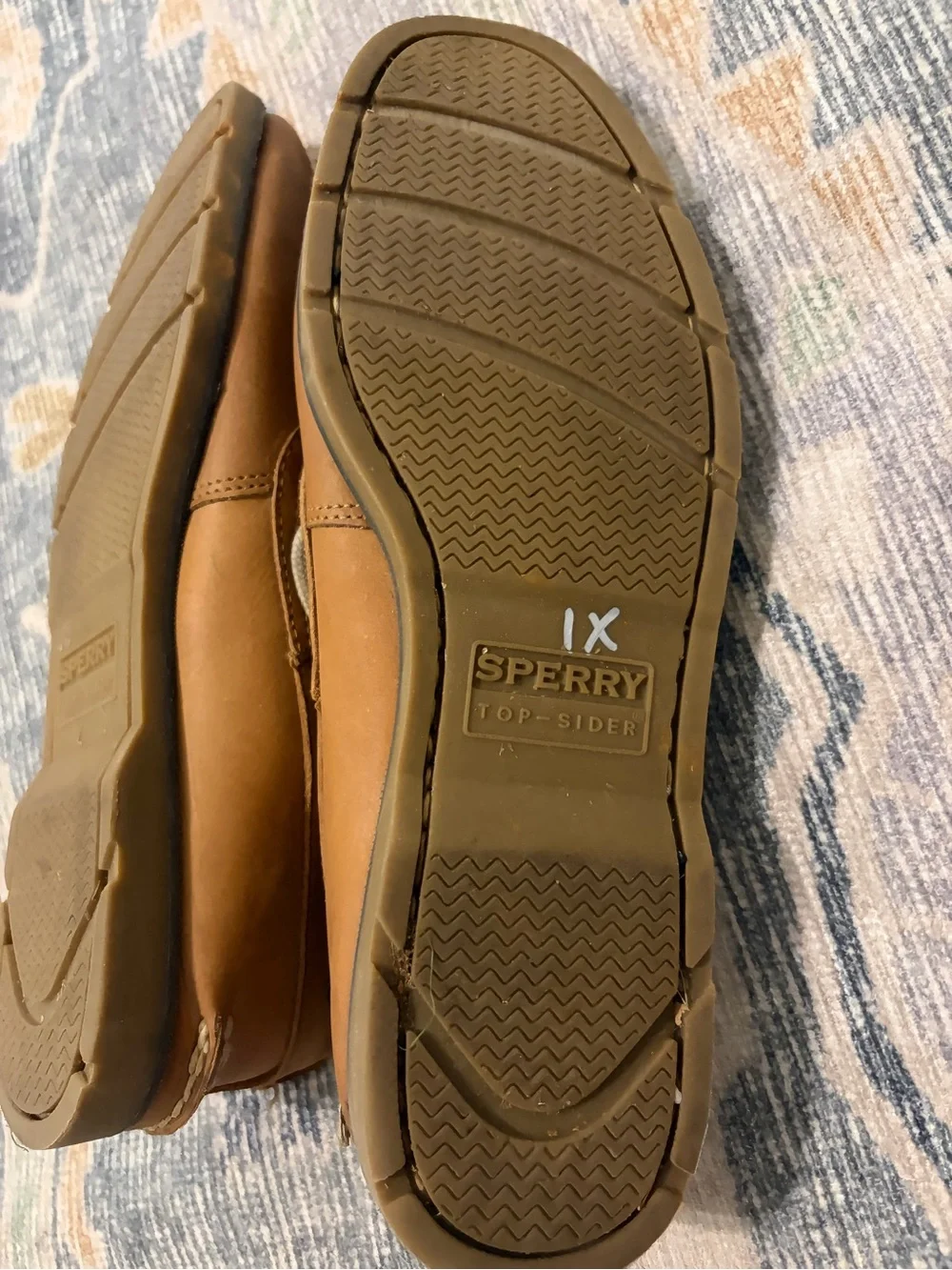 Sperry Men's Classic Tan Leather Boat Shoes